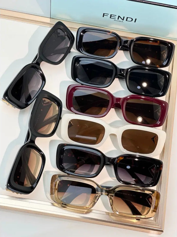 FENDI FF Diamonds FE 40222I  Sunglasses ✨