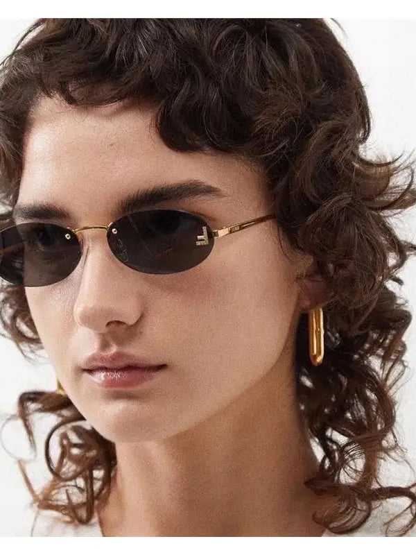 Fendi First FE4075US sunglasses in metal oval shape Women's✨