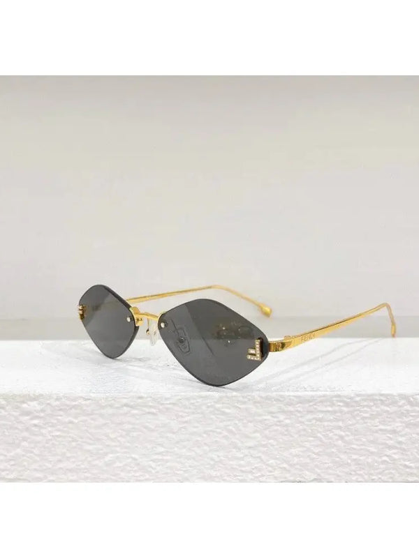 Fendi First FE6082US sunglasses in metal oval shape Women's✨