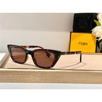 FENDI Foldable acetate sunglasses FD40089✨