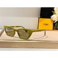FENDI Foldable acetate sunglasses FD40089✨