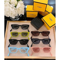 FENDI Foldable acetate sunglasses FD40089✨