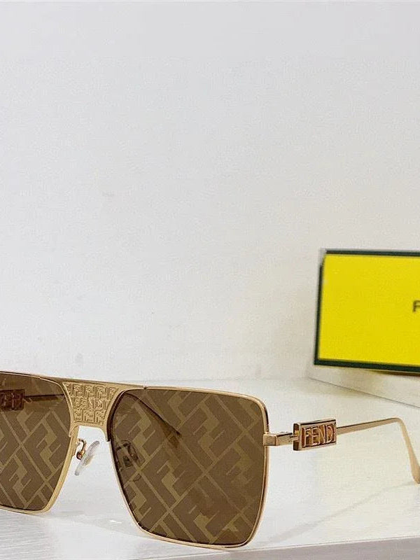 Fendi Oversize Women's FD40202 Sunglasses ✨