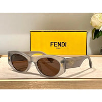 FENDI Roma FE40125 Sunglasses shape Women's✨