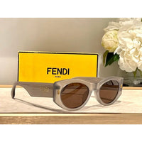 FENDI Roma FE40125 Sunglasses shape Women's✨