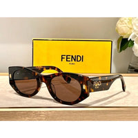 FENDI Roma FE40125 Sunglasses shape Women's✨
