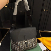 Goyard Coursier Messenger bag  ✨
