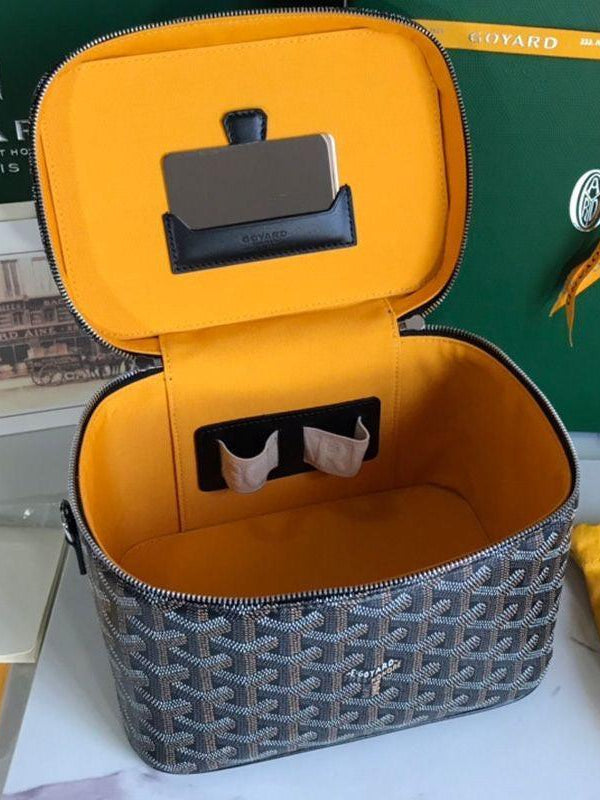 Goyard Muse Vanity Case In Goyardine Canvas 11 colors ✨