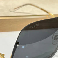 Gucci GG 1560 S MASK-SHAPED FRAME Sunglasses ✨