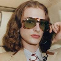 Gucci GG1042 Sunglasses feature a rectangular Pilot ✨