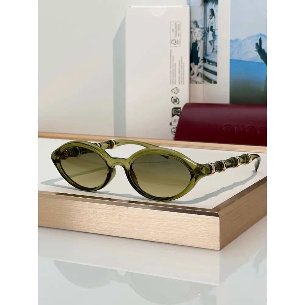 Gucci GG2059S Oval frame Sunglasses 🇮🇹