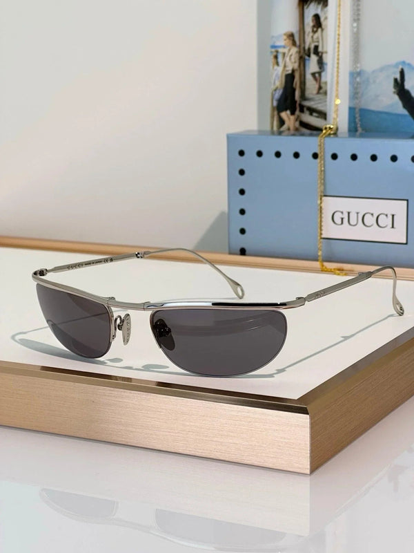 Gucci GG2157S Foldable oval-shaped Sunglasses ✨