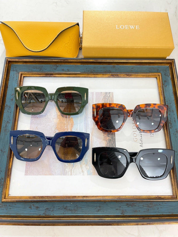 LOEWE Screen Women's Acetate Sunglasses 40218✨