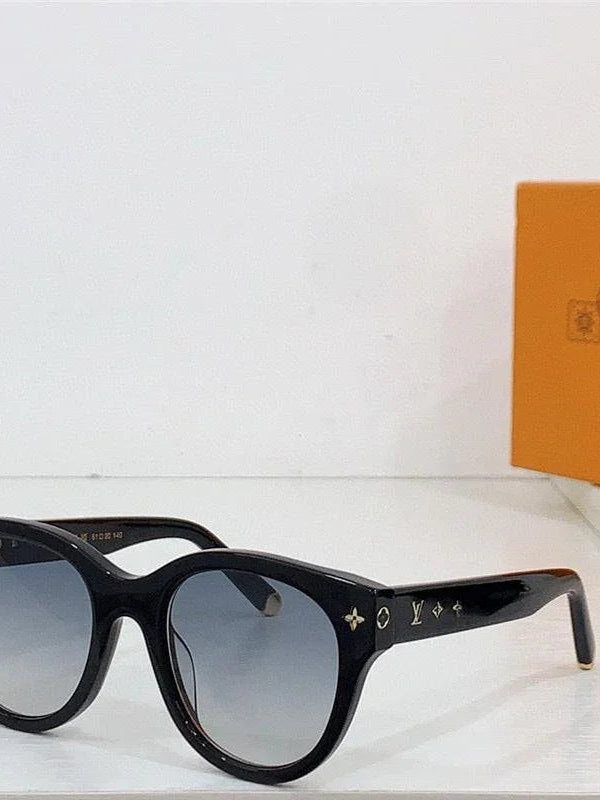 Louis Vuitton 1526W My Monogram Round Sunglasses ✨