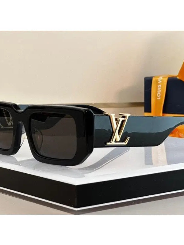 Louis Vuitton Icon Cat Eye Sunglasses ✨