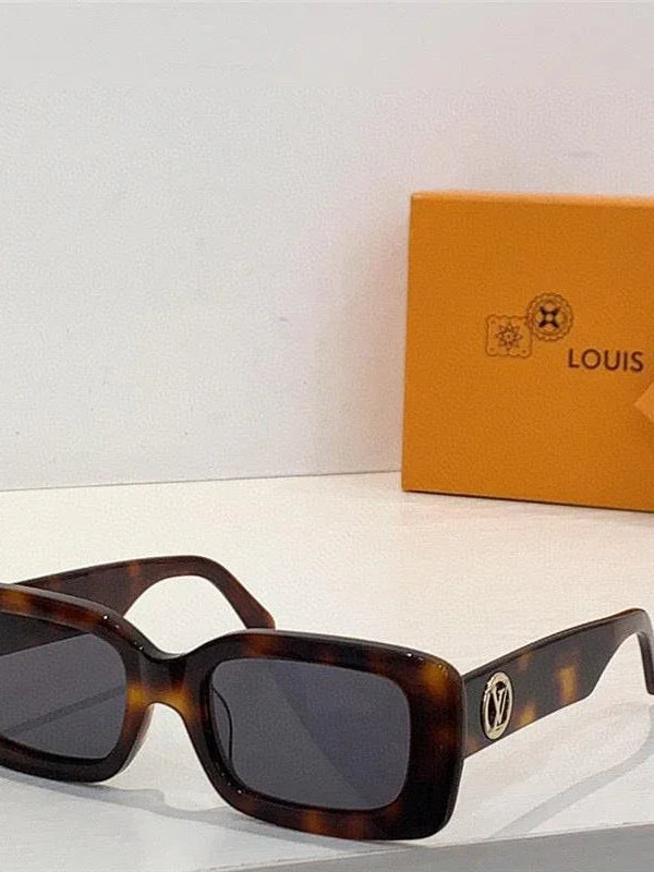 Louis Vuitton  LV Circle Rectangle Sunglasses  Z2421E $ 670.00✨