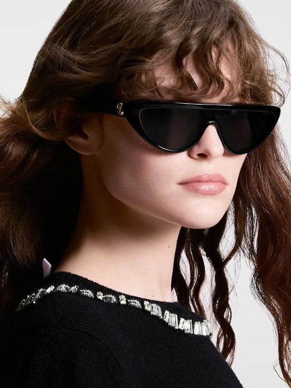 Louis Vuitton  LV Split Cat Eye Sunglasses Z2179U✨