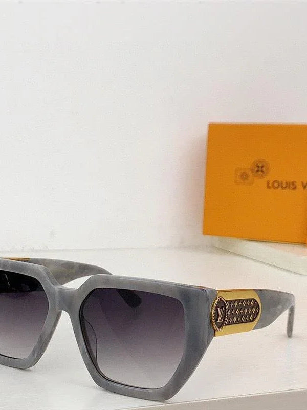 Louis Vuitton LV Z2038E Twist Round Women's Sunglasses ✨