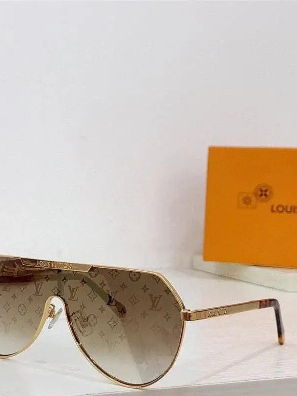 Louis Vuitton NEW SEASON LV Z2089W Unisex Sunglasses ✨