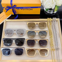 Louis Vuitton ultra rare LV1105 Chain Women's Sunglasses ✨