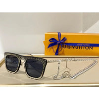 Louis Vuitton ultra rare LV1105 Chain Women's Sunglasses ✨