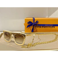 Louis Vuitton ultra rare LV1105 Chain Women's Sunglasses ✨