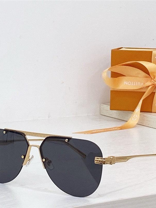 Louis Vuitton Z1261E LV Ash Sunglasses ✨