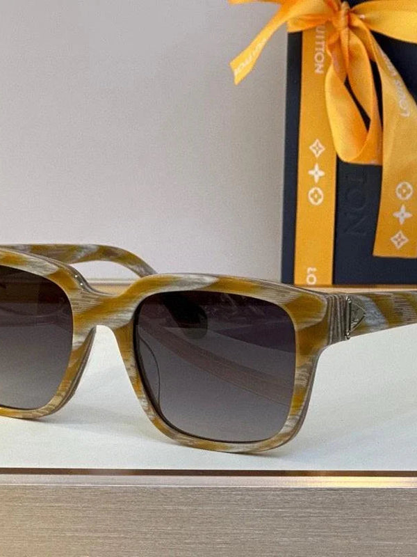 Louis Vuitton Z1785W Glide Square Sunglasses  ✨