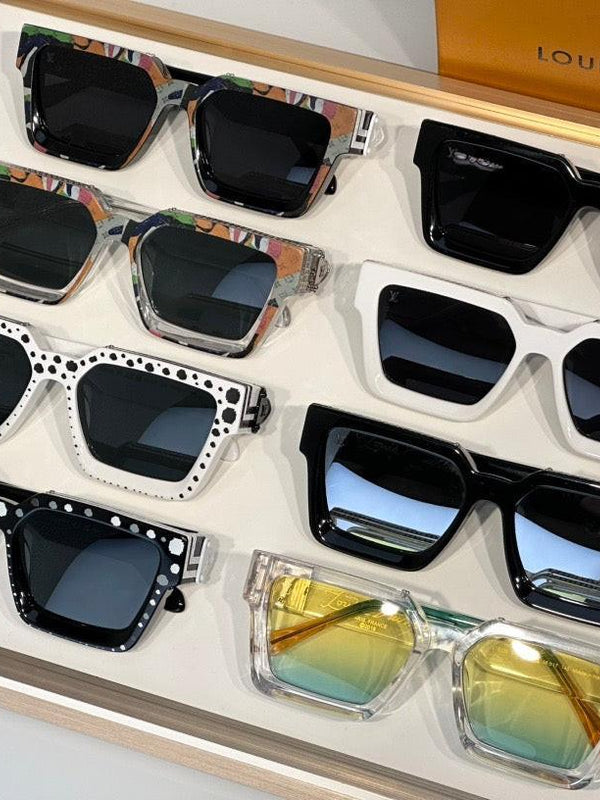 Louis Vuitton Z1910E LV Clash Low Square Sunglasses  ✨