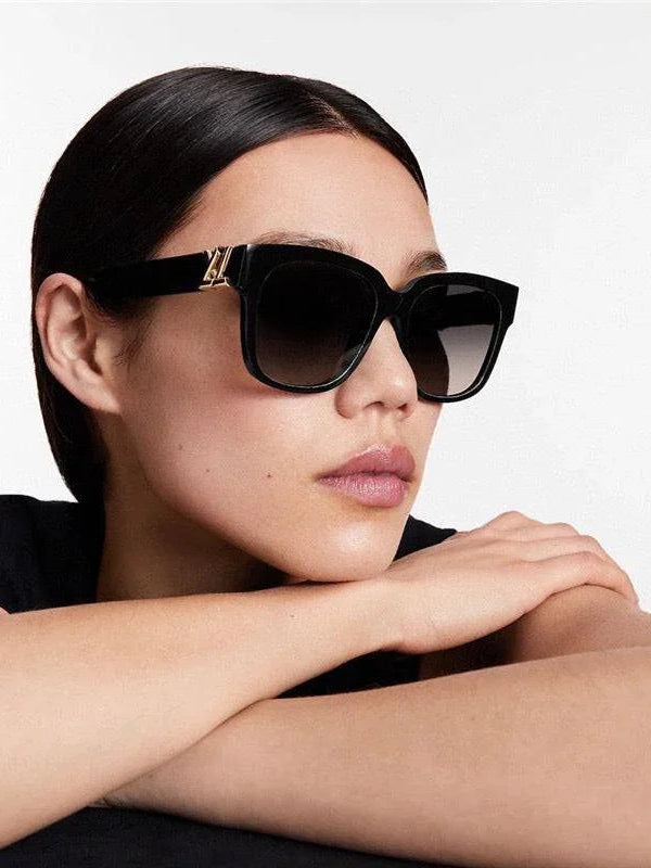Louis Vuitton Z2120E LV-GO14 Square Sunglasses ✨