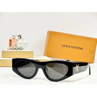 Louis Vuitton Z2181U LV Clash Round Cat Eye Sunglasses ✨