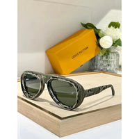 Louis Vuitton Z2445U  Super Vision Pilot Sunglasses ✨