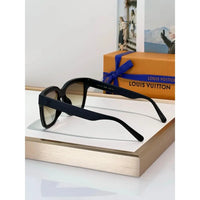 Louis Vuitton Z2455U LV Flash Square Mask Sunglasses ✨
