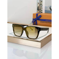 Louis Vuitton Z2455U LV Flash Square Mask Sunglasses ✨