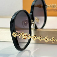 Louis Vuitton Z2456U LV Bloom Round Square Sunglasses ✨ $650
