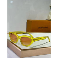 Louis Vuitton Z2481U LV Essential Cat Eye Sunglasses ✨