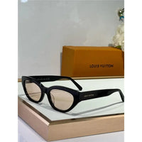 Louis Vuitton Z2481U LV Essential Cat Eye Sunglasses ✨