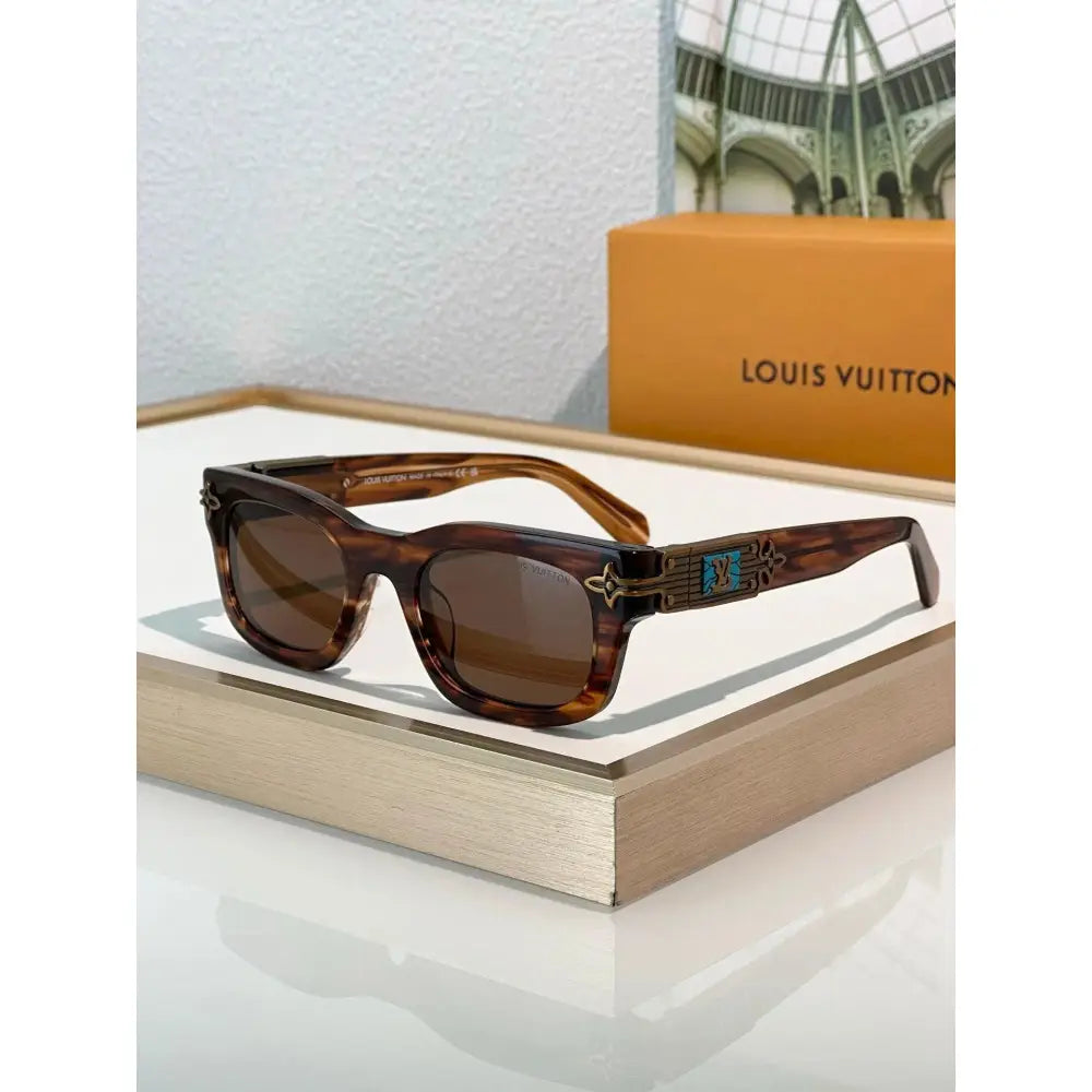 Louis Vuitton Z2556U  LV Arabesque Unisex Sunglasses ✨