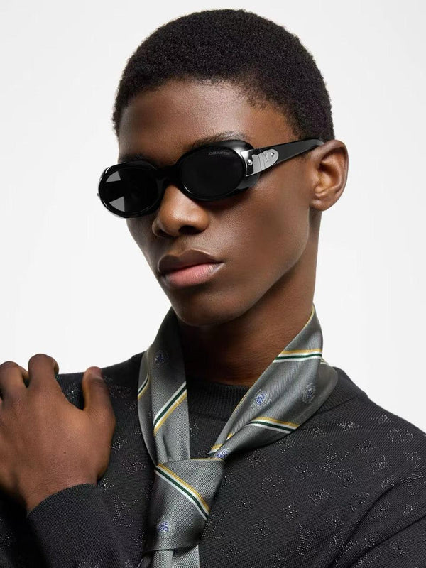 Louis Vuitton Z2600U LV Hinge Sunglasses  ✨