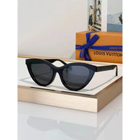 Louis Vuitton Z2684U LV Blend Cat Eye  Sunglasses  ✨
