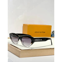 Louis Vuitton Z2686U New LV Line Cat Eye Sunglasses ✨