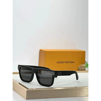 Louis Vuitton Z2746U LV Slide Square Sunglasses ✨