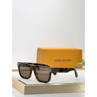 Louis Vuitton Z2746U LV Slide Square Sunglasses ✨