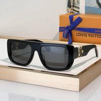 Louis Vuitton Z2872U LV Flower Square Sunglasses✨