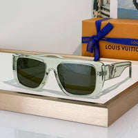 Louis Vuitton Z2872U LV Flower Square Sunglasses✨