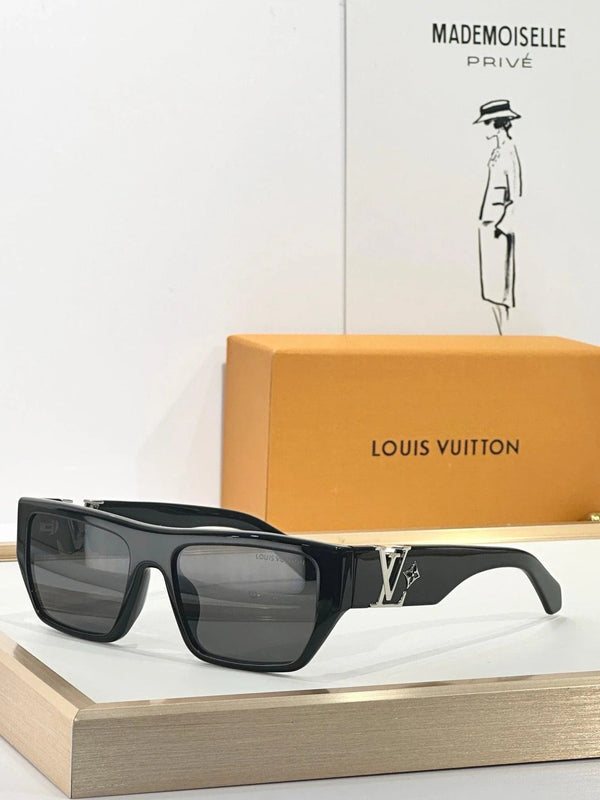 Louis Vuitton Z2873U LV Flower Low Square Sunglasses  ✨