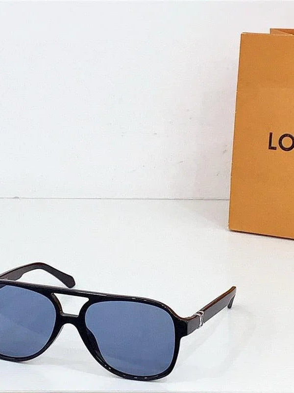 Louis Vuitton Z2898U LV Hit  Sunglasses ✨