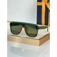 Louis Vuitton Z2906U LV Waimea Mask Round Sunglasses ✨