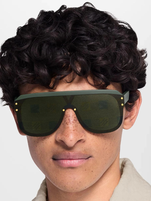 Louis Vuitton Z2906U LV Waimea Mask Round Sunglasses ✨