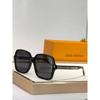 Louis Vuitton Z2917W LV Aura Square Sunglasses   ✨